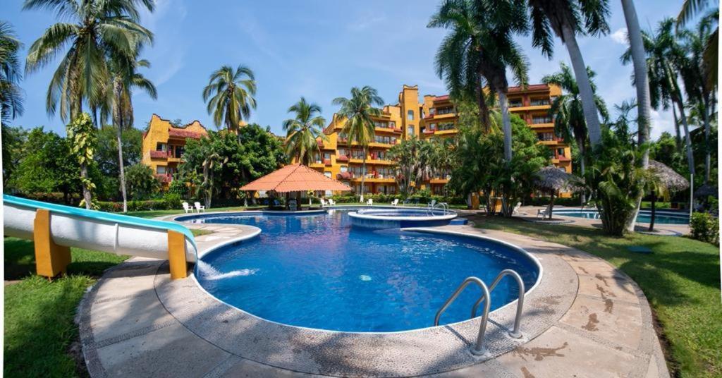 Hotel Puerta Del Mar Ixtapa Exterior foto
