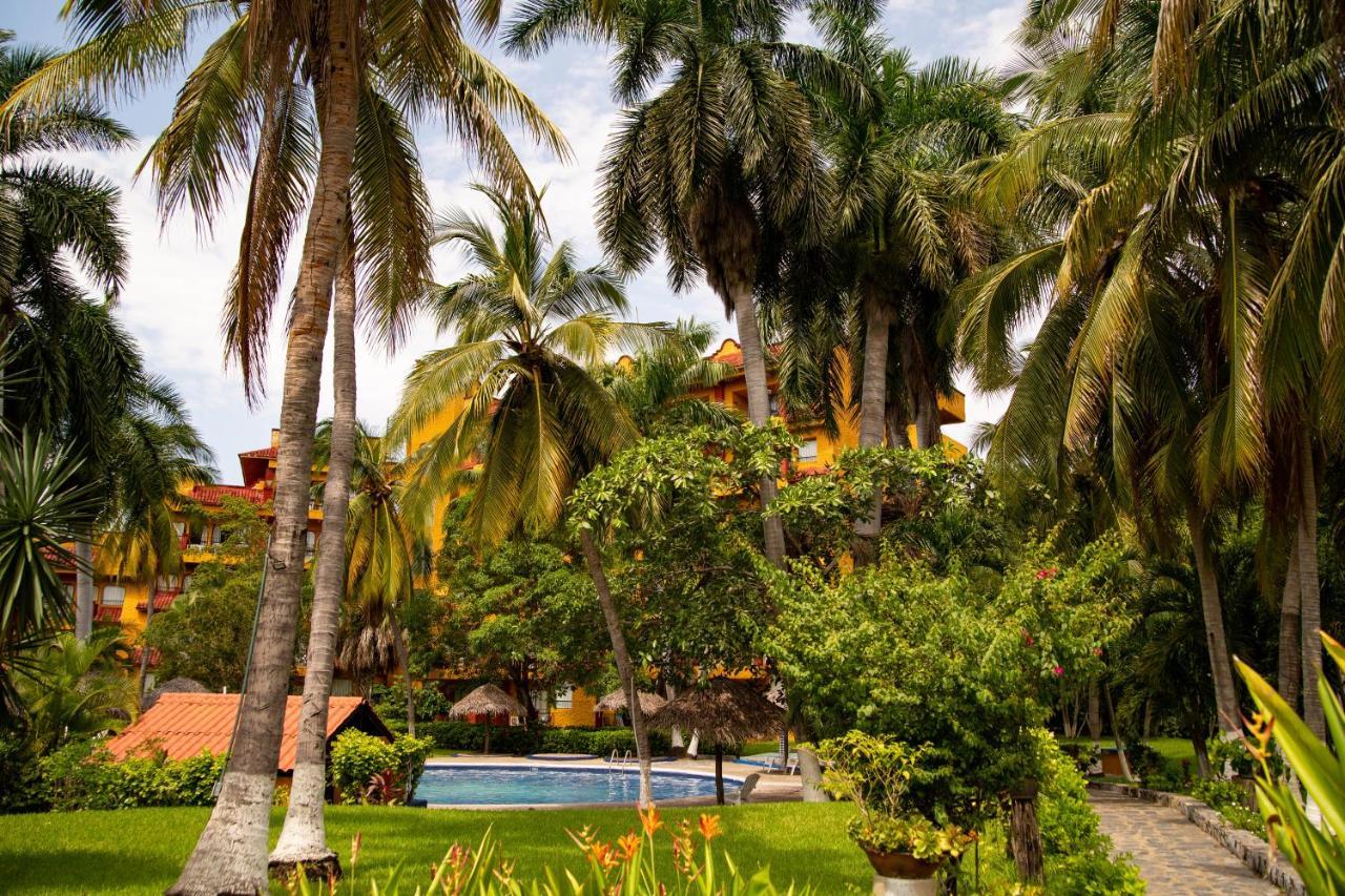 Hotel Puerta Del Mar Ixtapa Exterior foto