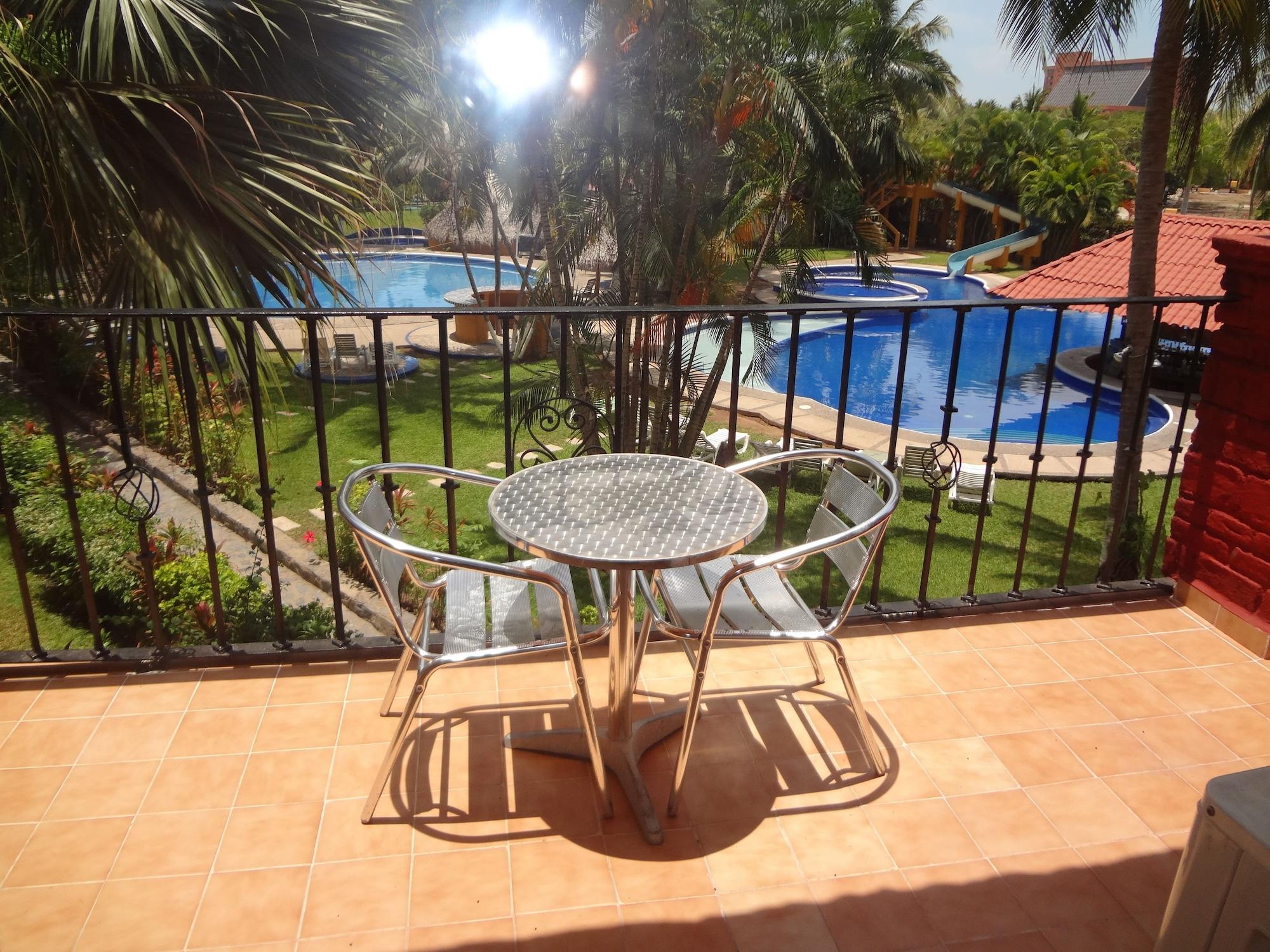 Hotel Puerta Del Mar Ixtapa Exterior foto