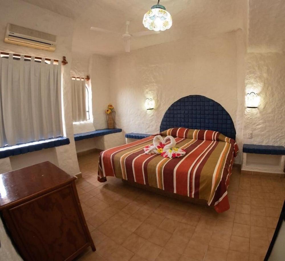 Hotel Puerta Del Mar Ixtapa Exterior foto