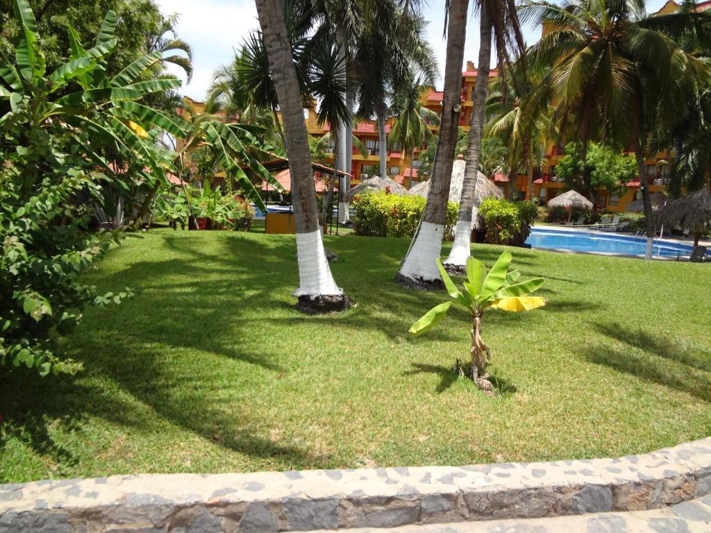 Hotel Puerta Del Mar Ixtapa Exterior foto